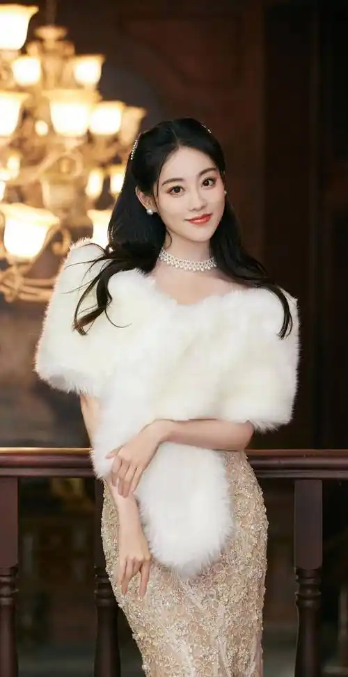 祝绪丹民国风照片,珍珠项链蕾丝裙,高贵优雅,窈窕迷人_白色_造型_时尚