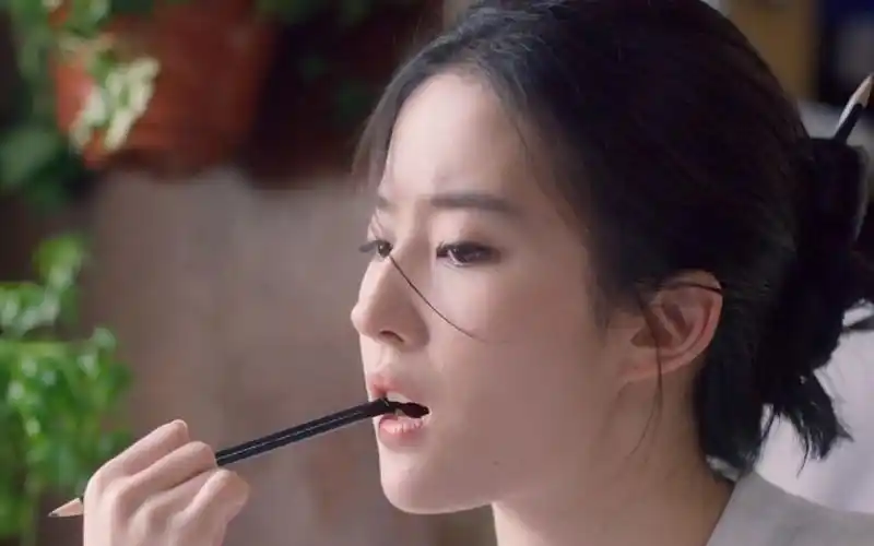 【刘亦菲】颜值向混剪,神仙姐姐的现代装,依旧美到炸裂!