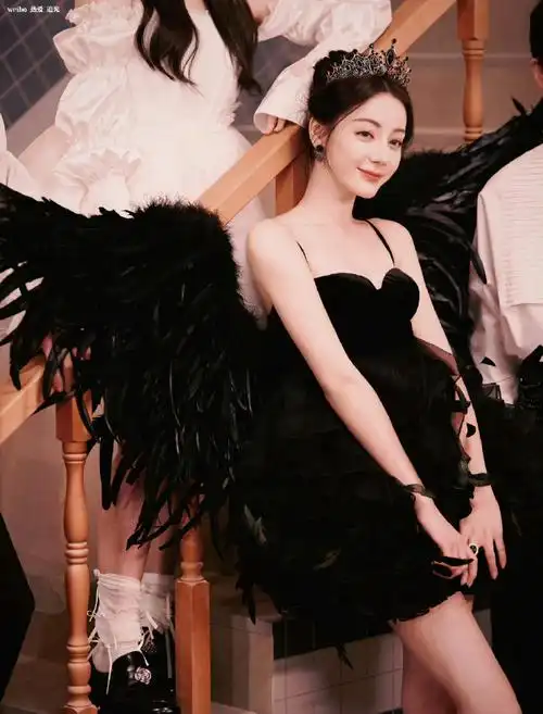 迪丽热巴#黑天鹅本鹅