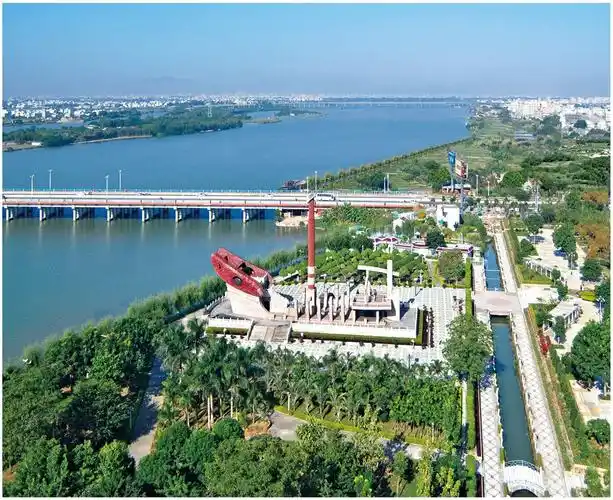 票价:无 开放时间:全天 简介:澄海,广东省汕头市辖区,位于广东省东部