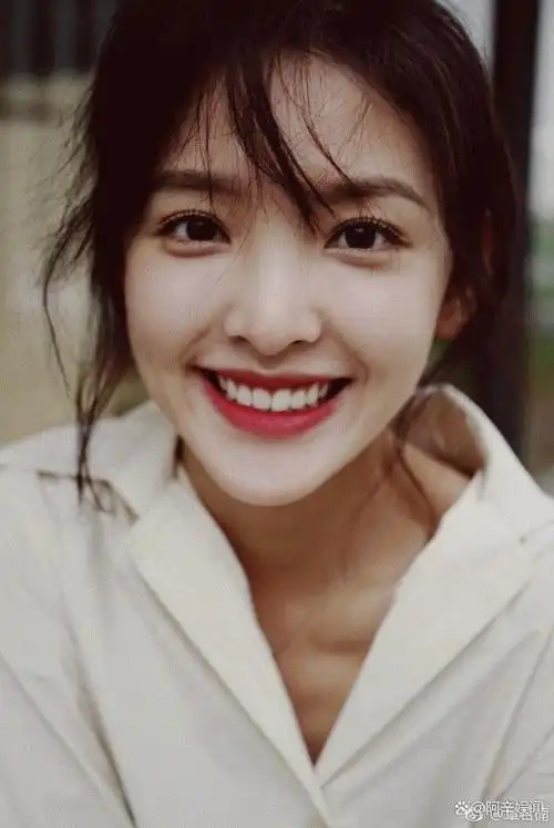 网评8位「笑起来最美」陆剧女星!全网公认治愈系笑眼女神是她!