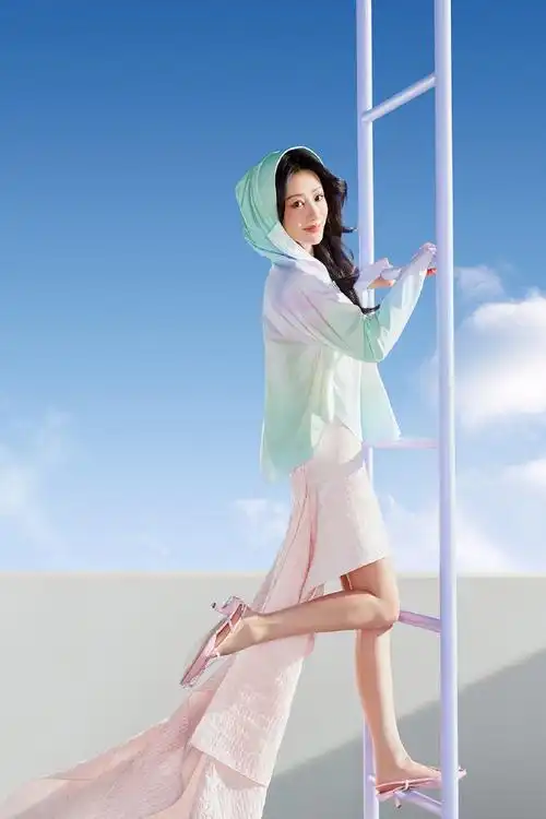 杨紫波司登防晒衣大片##更时尚的专业防晒衣