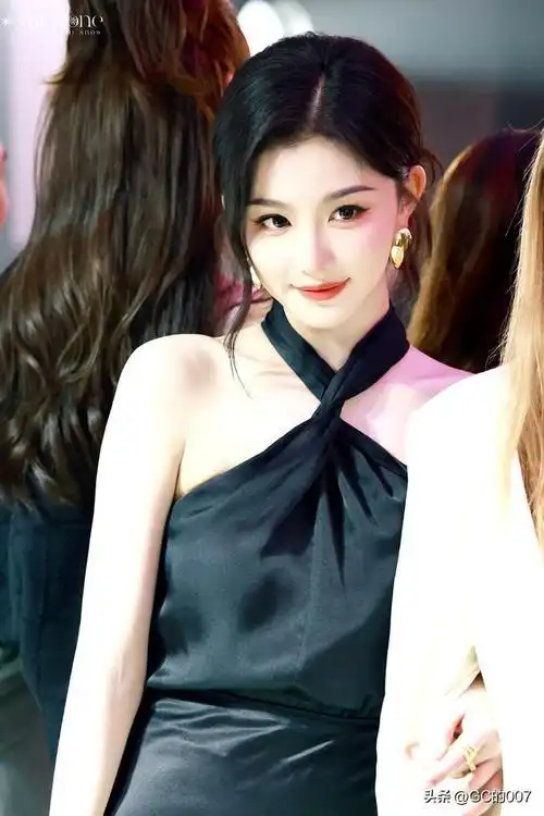 明星图片孔雪儿