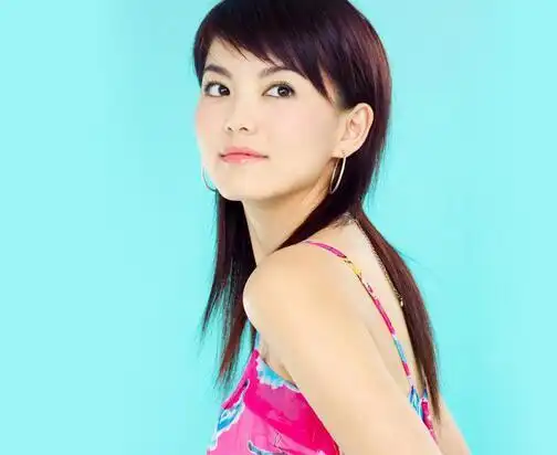 【图】盘点李湘年轻时的照片 辣妈也有青涩时