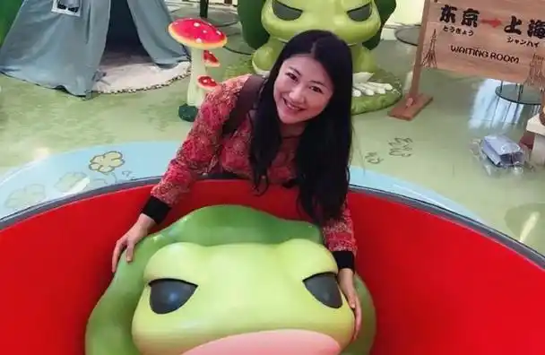 东方卫视杨蕾气质温婉优雅离婚后一直单身她不再相信爱情了