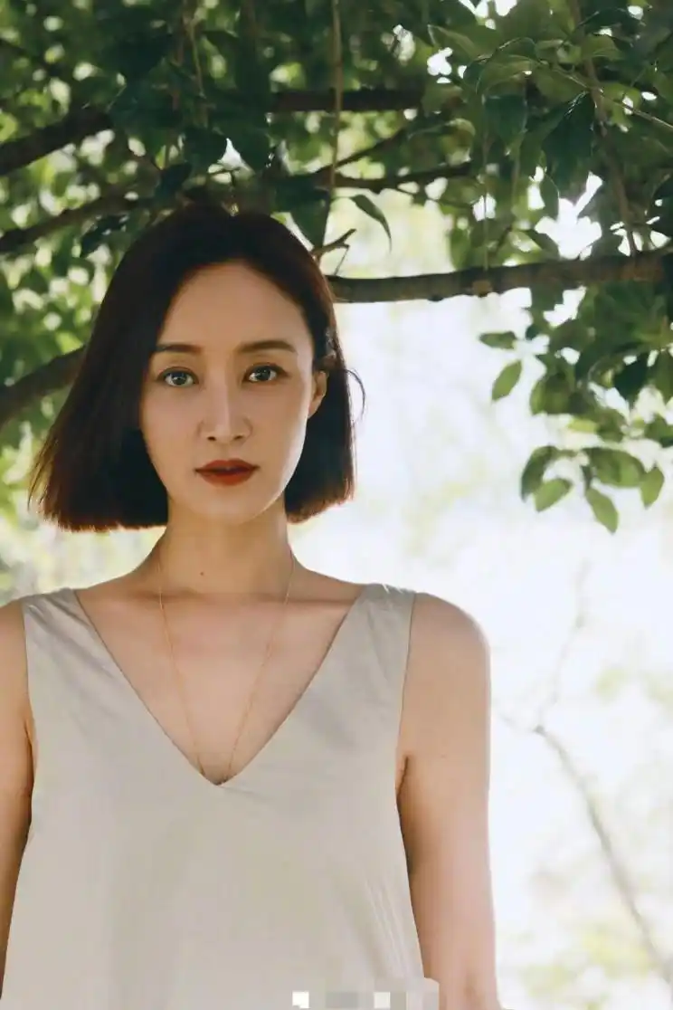 赵子琪讽刺年轻演员营销多!盛赞孙俪演技出众,曾因不红戏份被剪