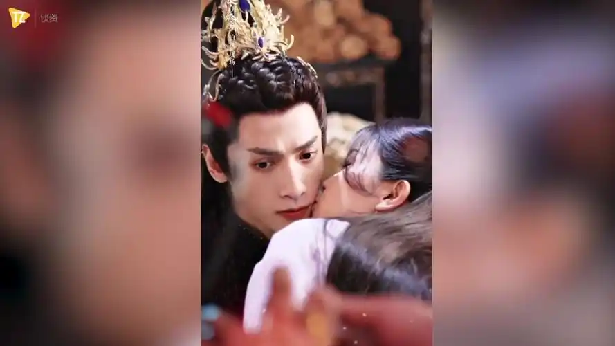 这种细节谁懂!罗云熙白鹿对戏,花絮居然主动把脸凑过去求亲亲?