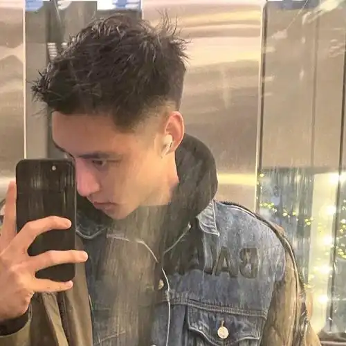 微信通过率101%的男生凌乱短发!_发型