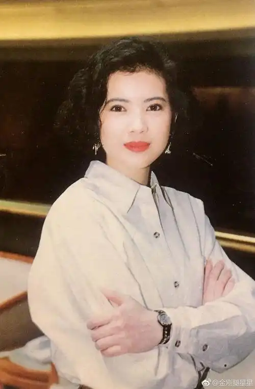 蓝洁瑛,她的眼睛真的有星星,亮晶晶的,最美的颜献给影视剧了