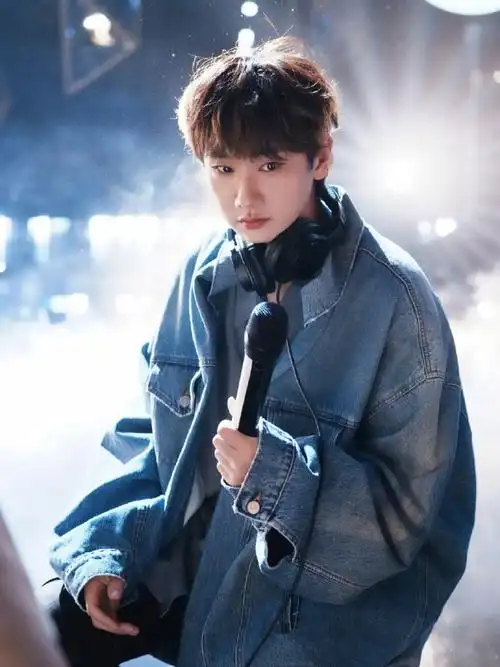 张碧晨眉毛卡点汪苏泷新歌##汪苏泷说张碧晨是仙女没