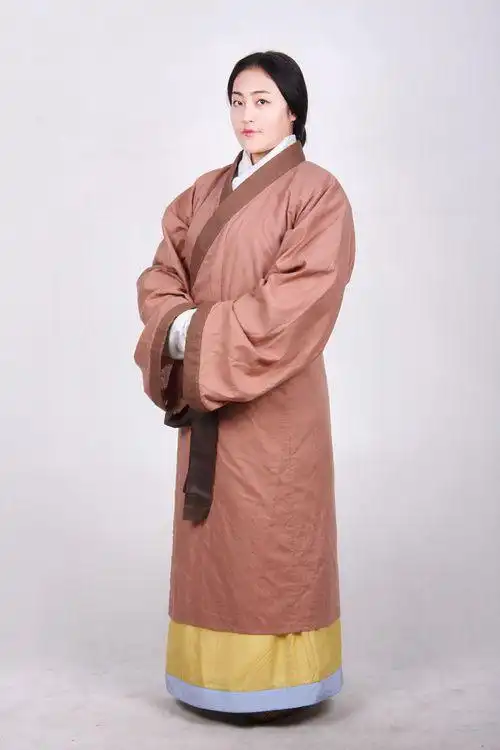 西汉晚期士庶装束女装 此套服装配色.