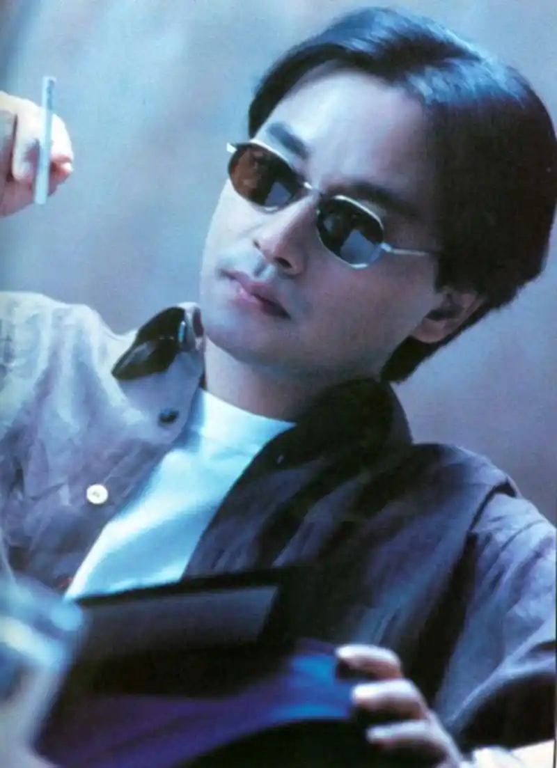 张国荣故事之吸烟的男人