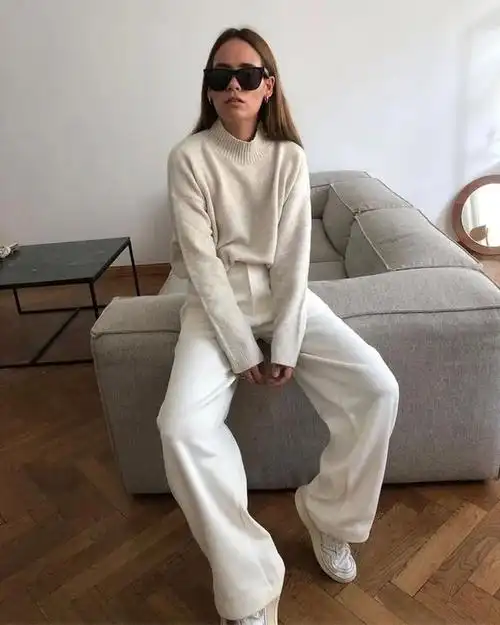 今年春天穿白裤子美极了