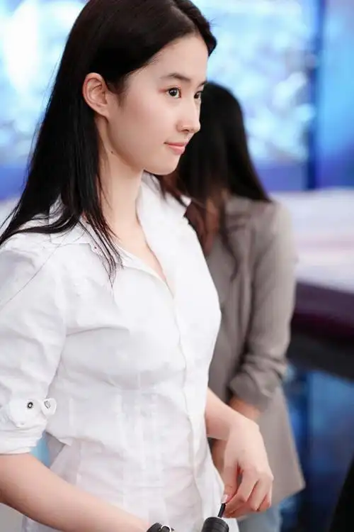 2018年3月31日 21:31   关注  刘亦菲 明星 女神 美女 素颜 评论