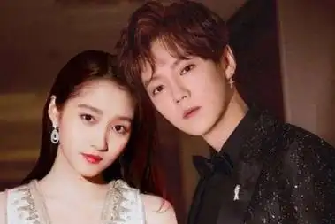 但可惜的是他为了给女朋友一个名分,让他的粉丝急剧下降,曾经万人空巷