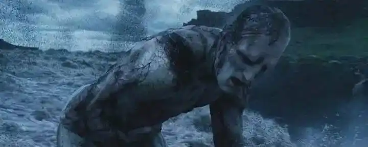 黑水  人类 =变异人 (也有网友称其为僵尸) .