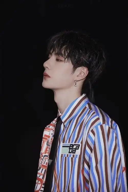 男明星侧颜美照,有些人的五官实在是太优越啦