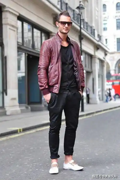 春季男士街头风如何穿搭既显时尚潮流又不失男人味|男装|工装裤|身材