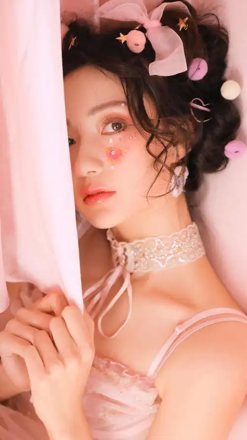 性感蕾丝美女极致诱人写真图片手机壁纸