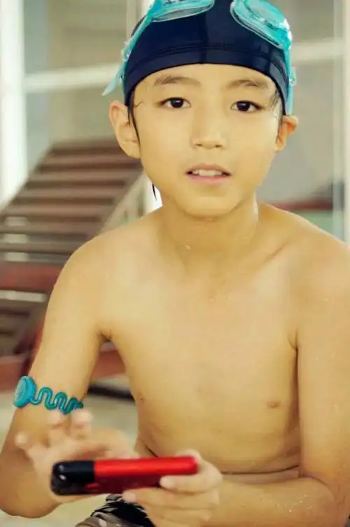 王俊凯17岁生日会 tfboys王俊凯海量童年照