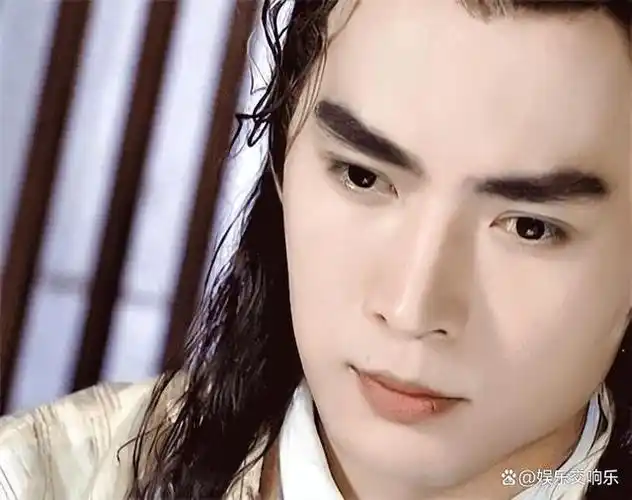 饰演"李寻欢"的古装美男焦恩俊,曾经放弃亿万资产,净身出户