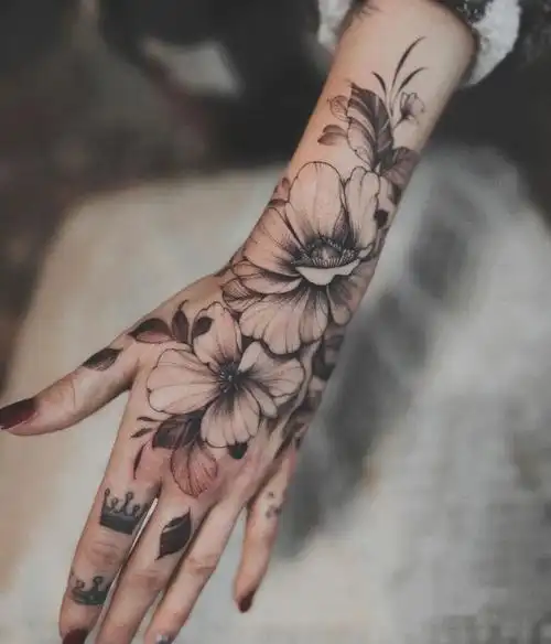 手背纹身
