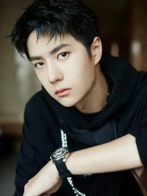 一博新歌上线,歌声完美,引发粉丝关注__娱乐最前沿_一个专注明星八卦