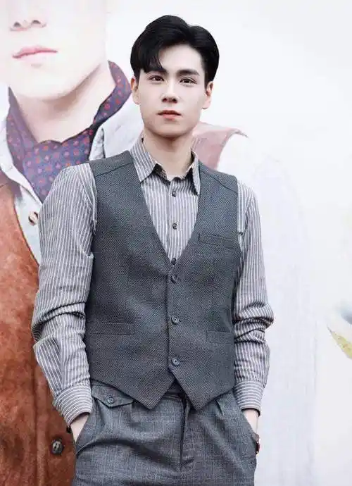 事实证明,来自杭州的男明星也可以高大威猛,个个都是纯爷们