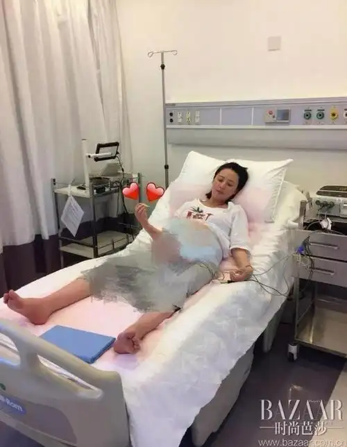 蒋勤勤二胎产子,她做了这几个"小动作"让自己身材更棒!