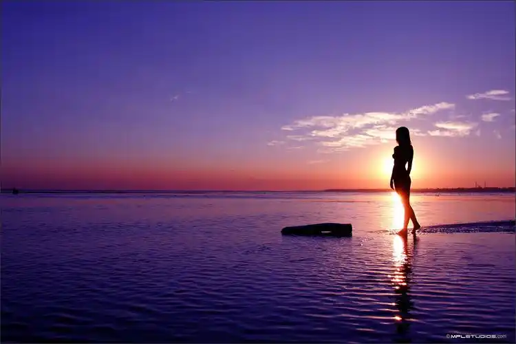 人物美女户外美女色情明星mpl工作室裸体模特自然风景海阳光women