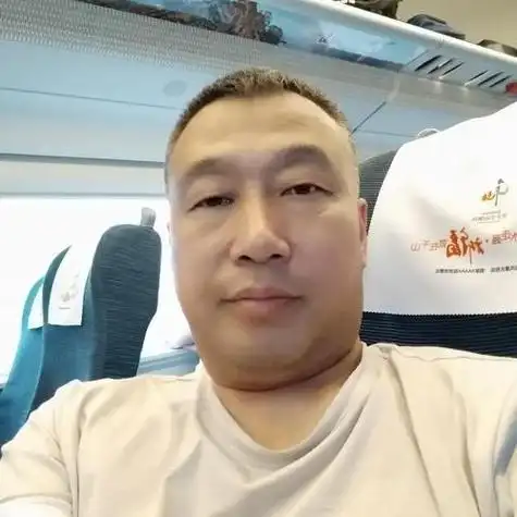 三四十岁老男人用的头像 男生头像图片大全 -【爱个性】