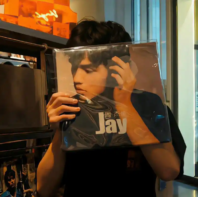 周董情侣头像 周杰伦同款0202情侣头像0202情侣照