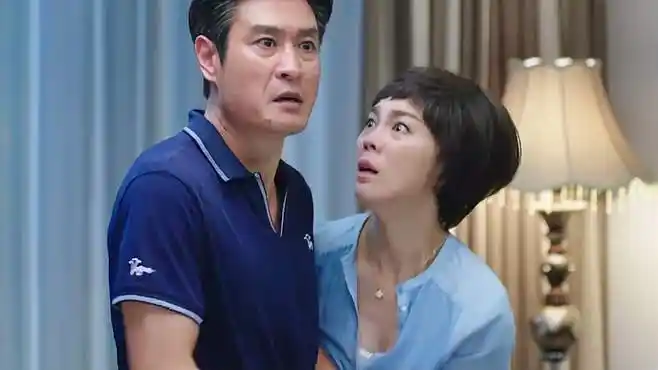 家庭秘密:啃老儿子逼买房,亲爸一听他的话怒了,上去就一巴掌!