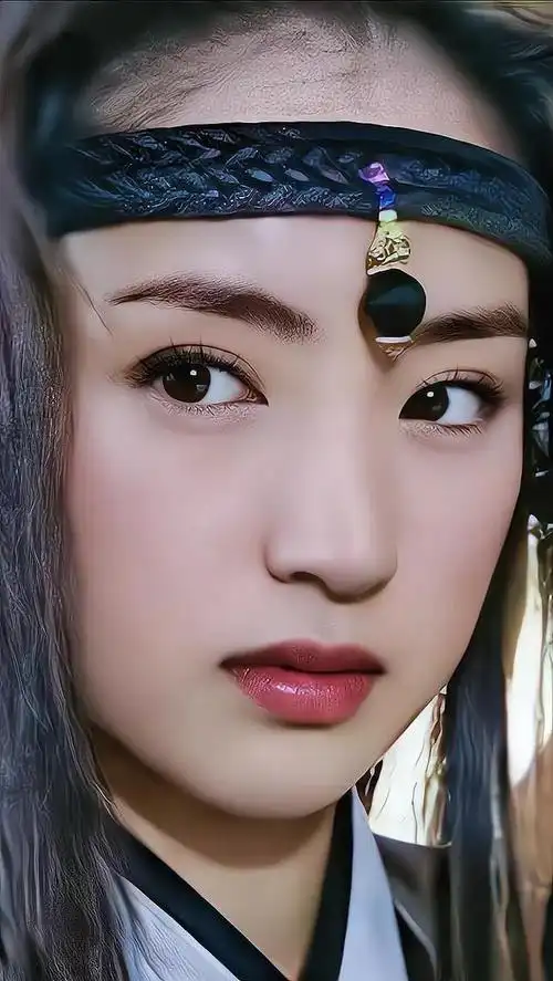 雪花女神龙董璇