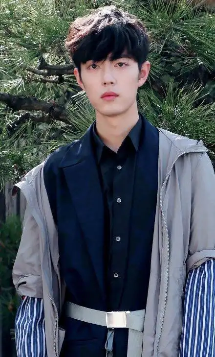 x玖少年团肖战最新数据(x玖首个成立个人工作室的成员)(6)