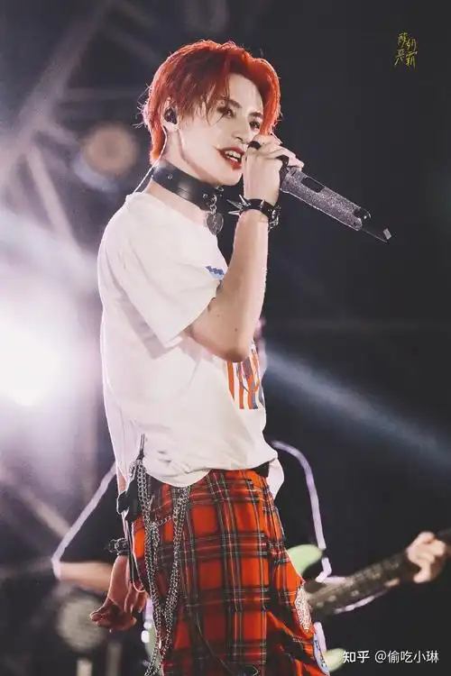 求 大家有没有小鬼这个小丑造型的照片! - 知乎