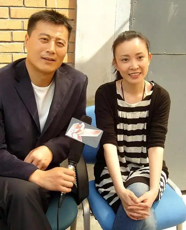 明星任程伟:娶黄蕾地下室共患难7年,成名后换大房子不换糟糠妻