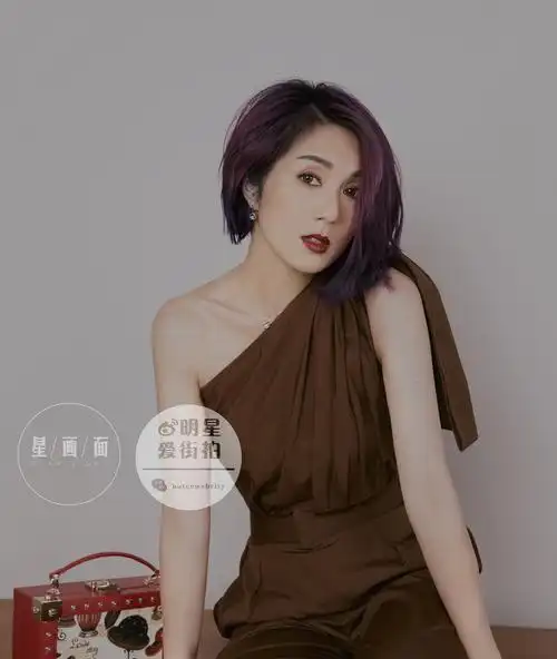 香港乐坛天后杨千嬅佩戴铂金首饰拍摄时尚大片 星光四溢