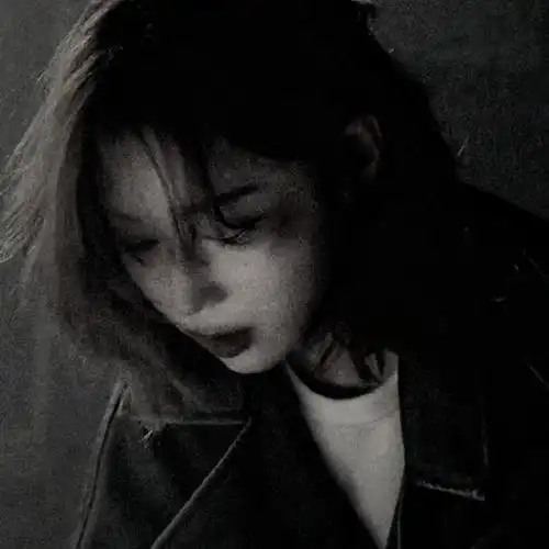 kpop 女爱豆黑色头像|高质女生头像#女生头像