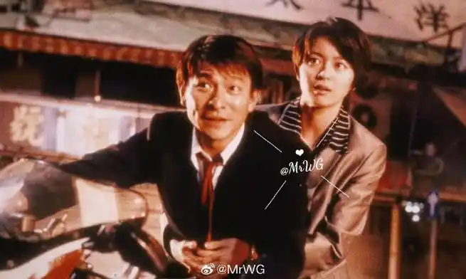 刘德华领衔,王晶导演【龙在江湖】,至今hk首映26周年,染了金发,绘上鹰