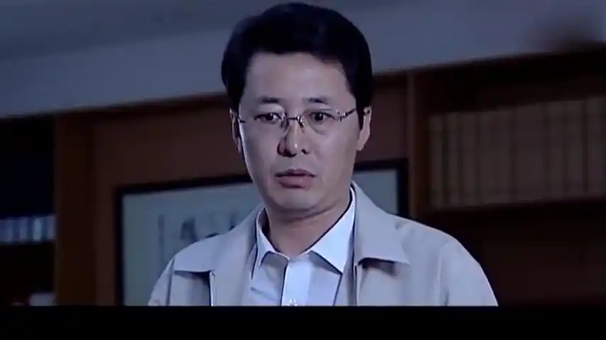 罪域市长秘书酒店被逮捕兆辉煌出面一句话摆平背景太厉害