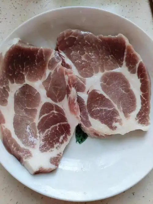 梅花肉颜色特别暗淡是正常的吗