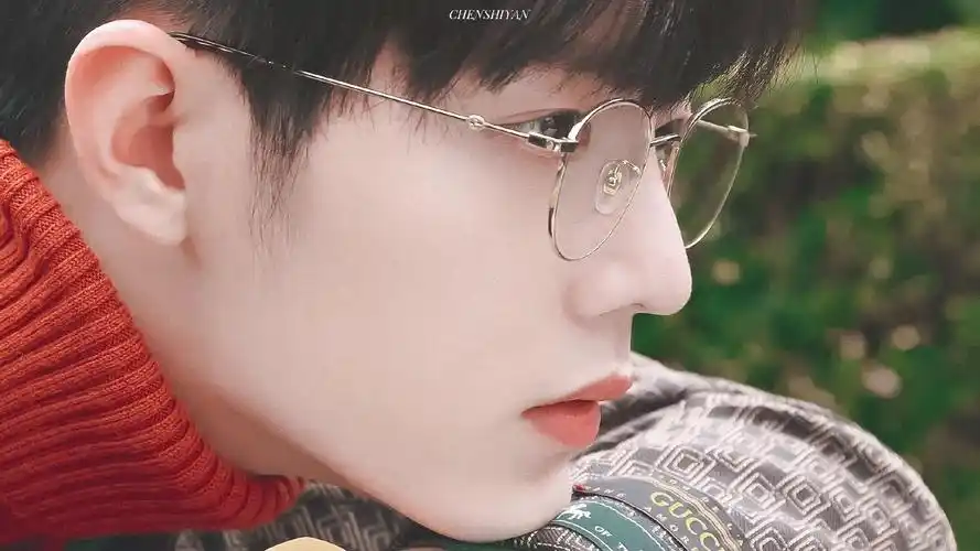 小飞侠们快来看,给大家准备了一组绝美肖战高清壁纸!