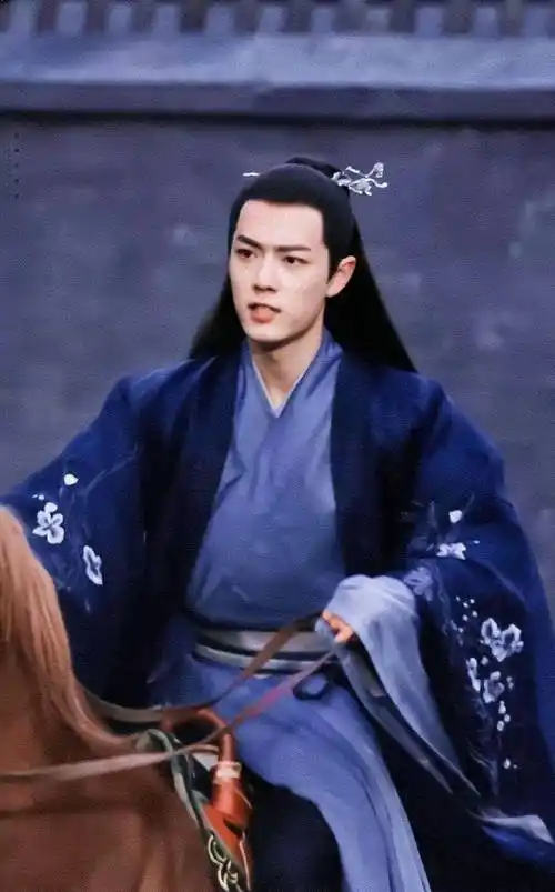 原创《哦,我的皇帝陛下》,带火了肖战赵露思,他却被人遗忘.