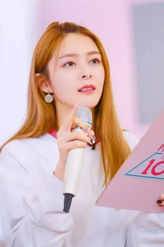 创造101女孩破茧成团全纪录!