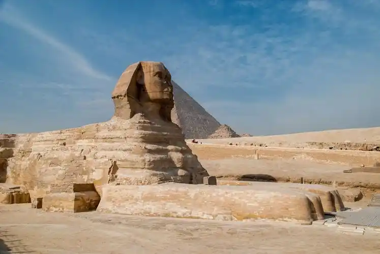 金字塔及狮身人面像
