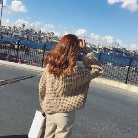 气质女头像背影