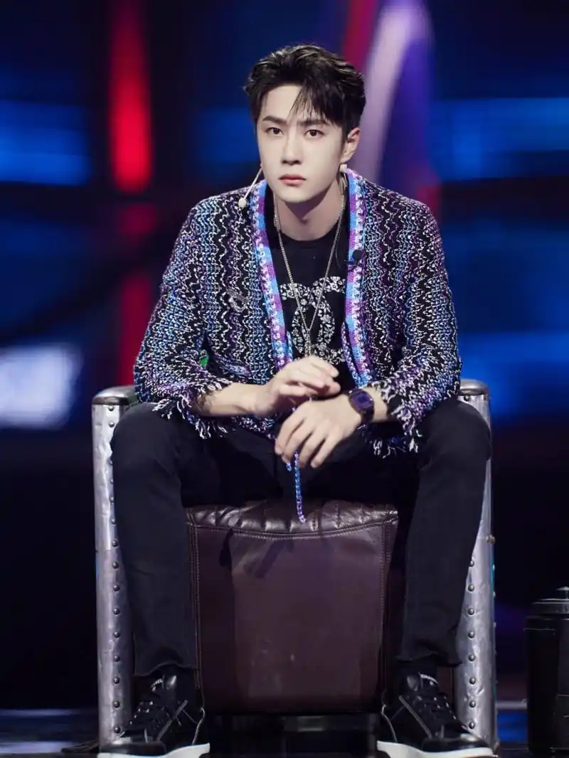 王一博《这就是街舞4》造型穿搭99 王一博《这就是街舞4》造型穿搭