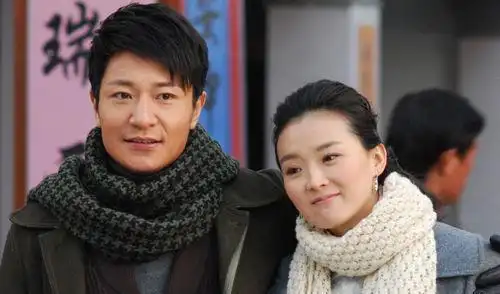 演员李宗翰罕露面脸部肌肉僵硬不自然47岁仍未婚自认亏欠父亲