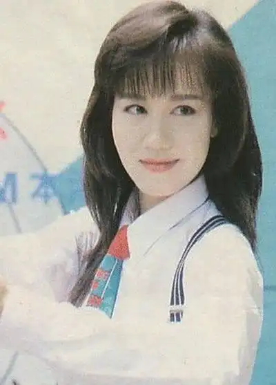 姐弟恋恩爱24年不生子,如今年过半百坚持不吃肉